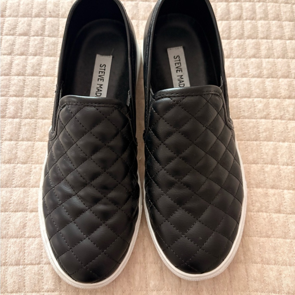 Steve Madden Black Quilted Slip-On Loafers